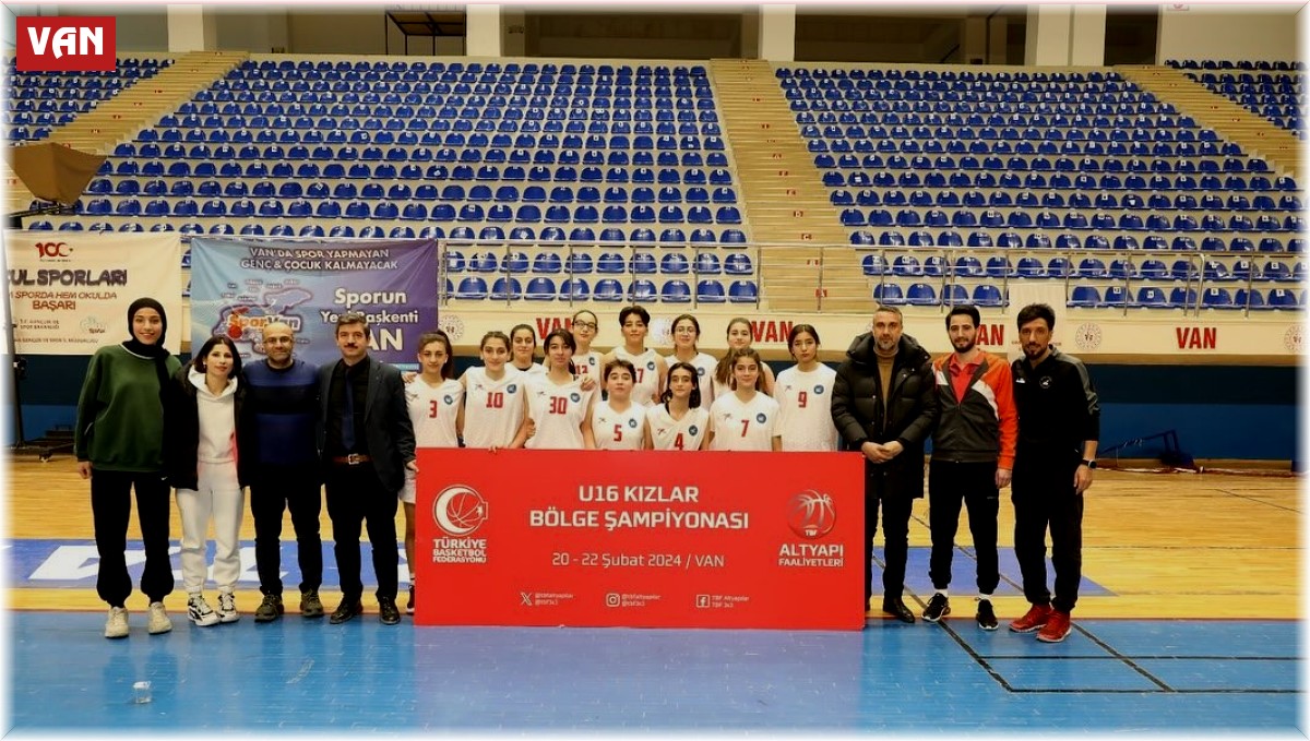 İpekyolu'nun kız basketbol takımlarından büyük başarı