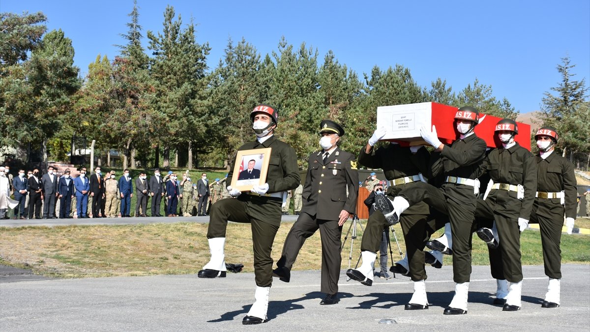Irak'ın kuzeyinde şehit olan Piyade Uzman Çavuş Temelli'nin cenazesi törenle memleketine uğurlandı