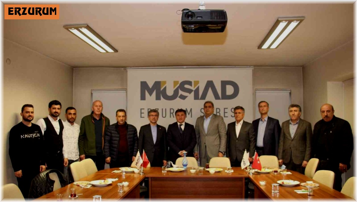 İran heyeti Erzurum'da işadamları ile bir araya geldi