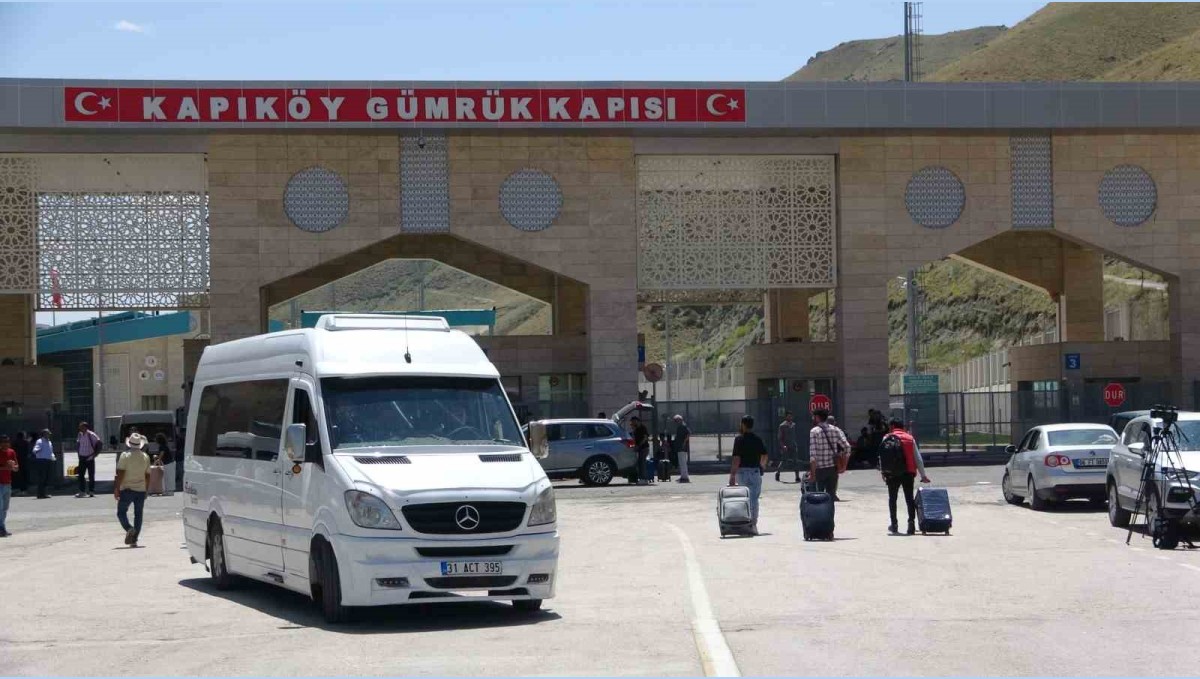 İran-İsrail çatışmasında 5'inci gün: Van'da sınırda hareketlilik azaldı