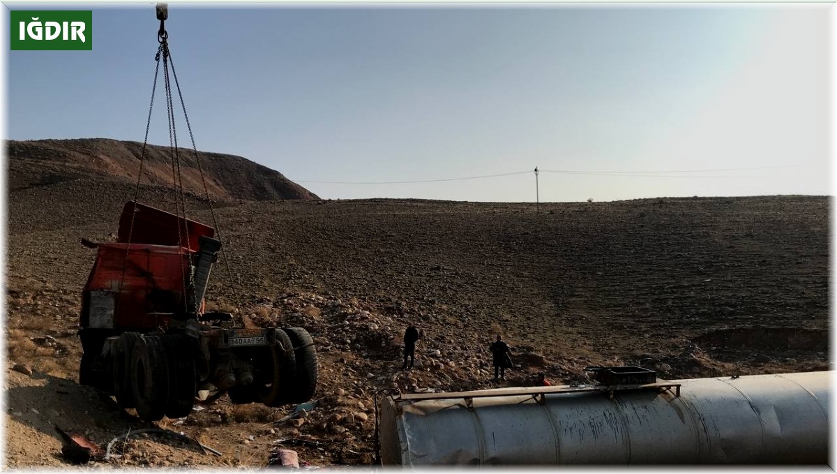 İran plakalı tır kaza yaptı: 1 ölü