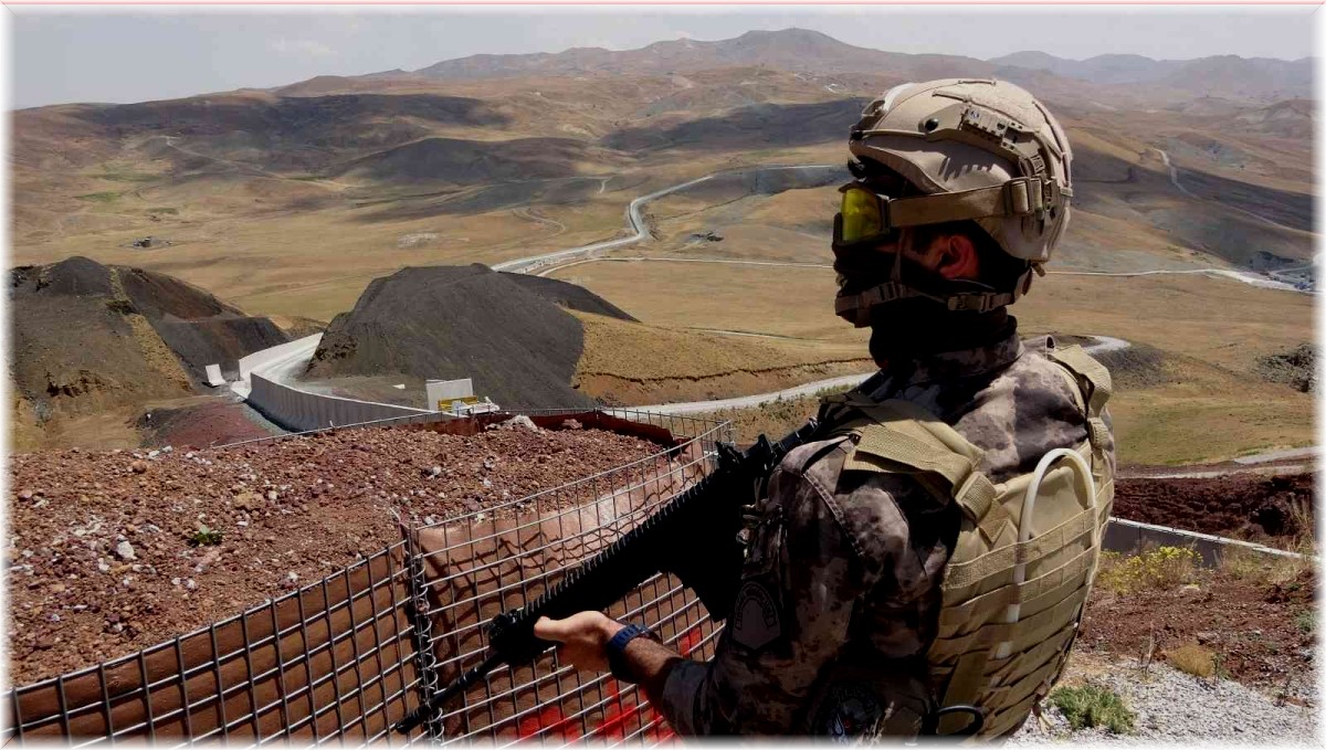 İran sınırında beklenen Afgan göçü yaşanmadı