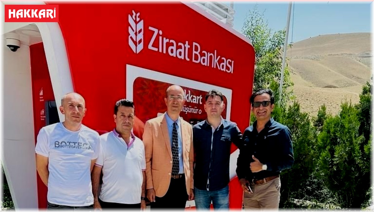 İran sınırında bulunan Esendere beldesi Ziraat ATM'sine kavuştu