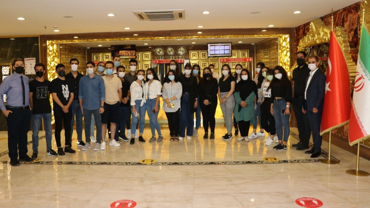 İranlı öğrenci grubu YÖS için Van'a geldi