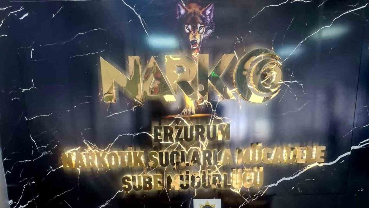 İranlı şahıs üzerinde 11 kilo 150 gram metamfetamin yakalandı