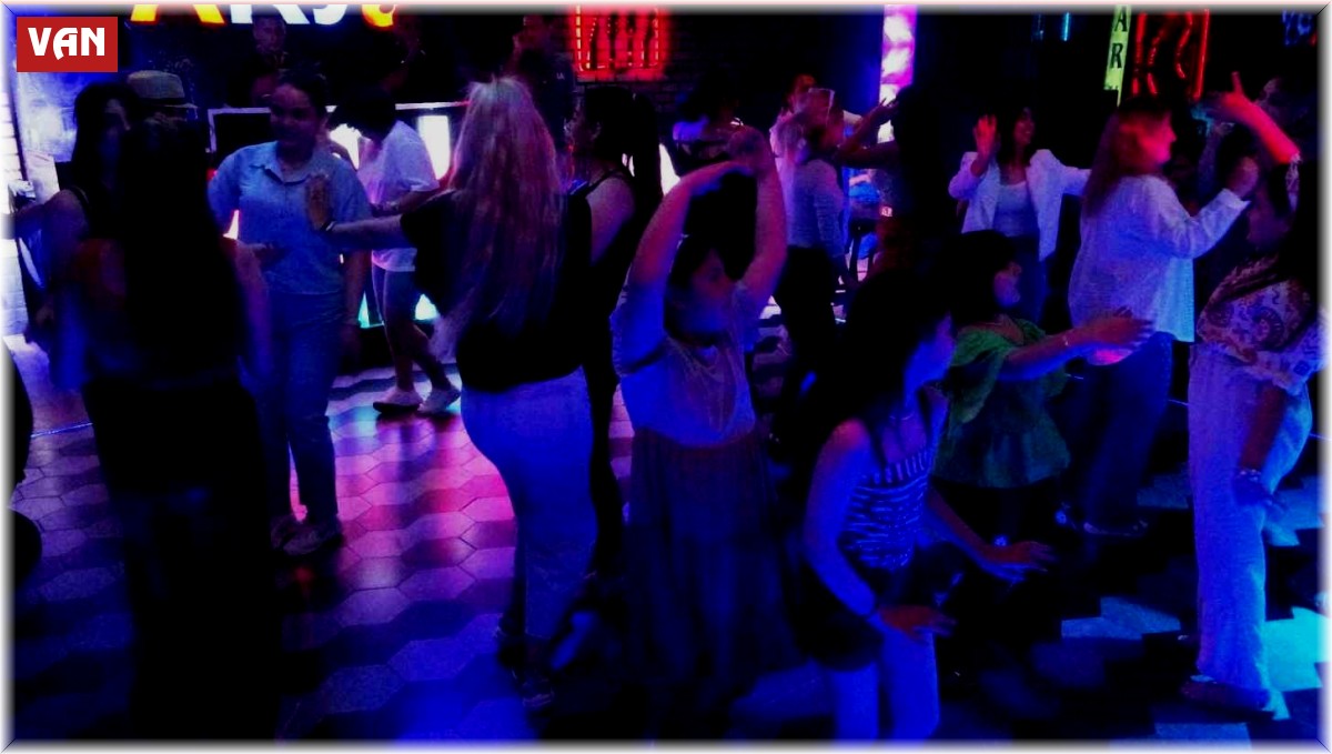 İranlılar Kurban Bayramı'nı Van'da geçiriyor