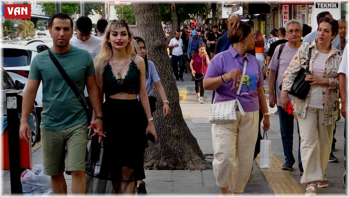 İranlılar Van'ı mesken tuttu