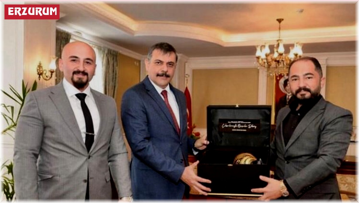 İş adamı Akarsu kardeşlerden Vali Çiftçi'ye ziyaret