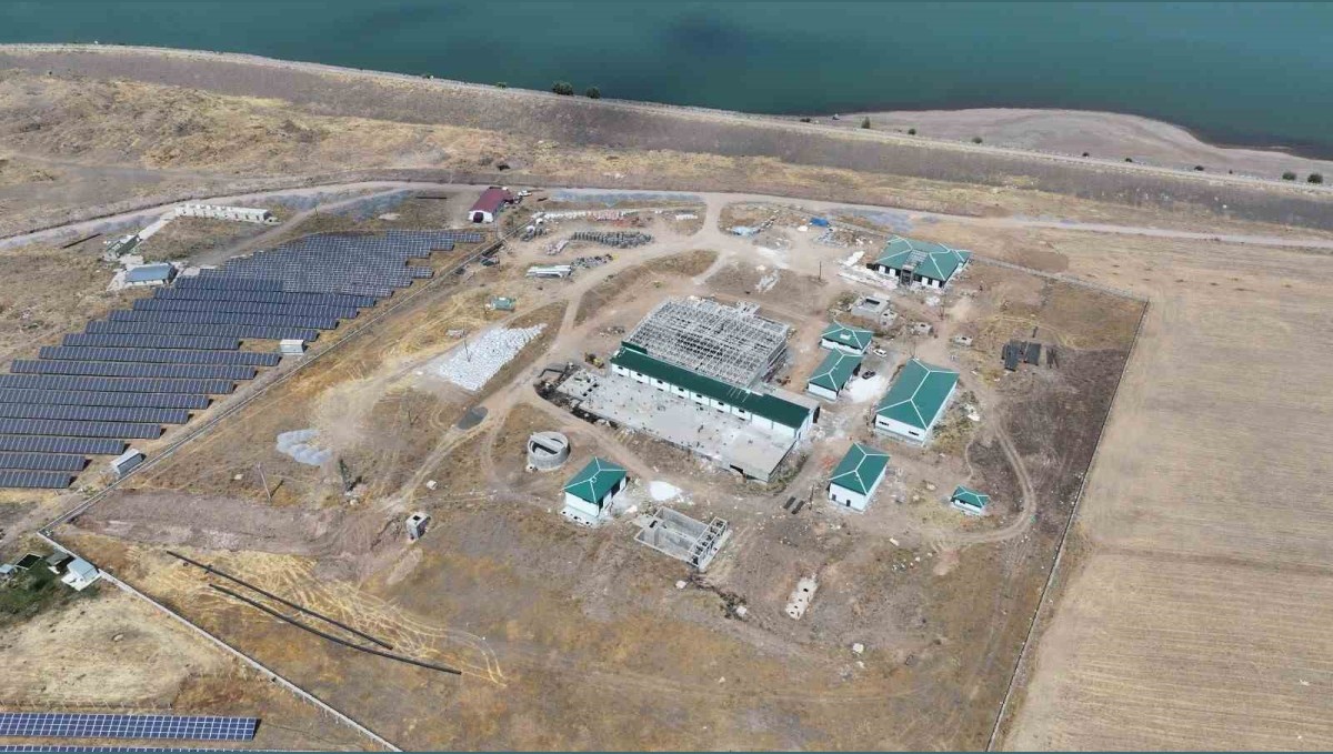 İsale Hattının Yüzde 75'i Tamamlandı: Patnos Yılda 10 Milyon Metreküp Suya Kavuşacak