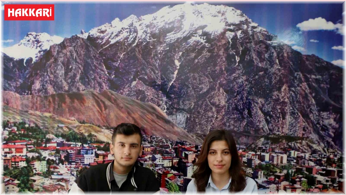 Isınmak için tahta toplamaya çıkan genç, gelen ses üzerine enkazdan hayat kurtardı