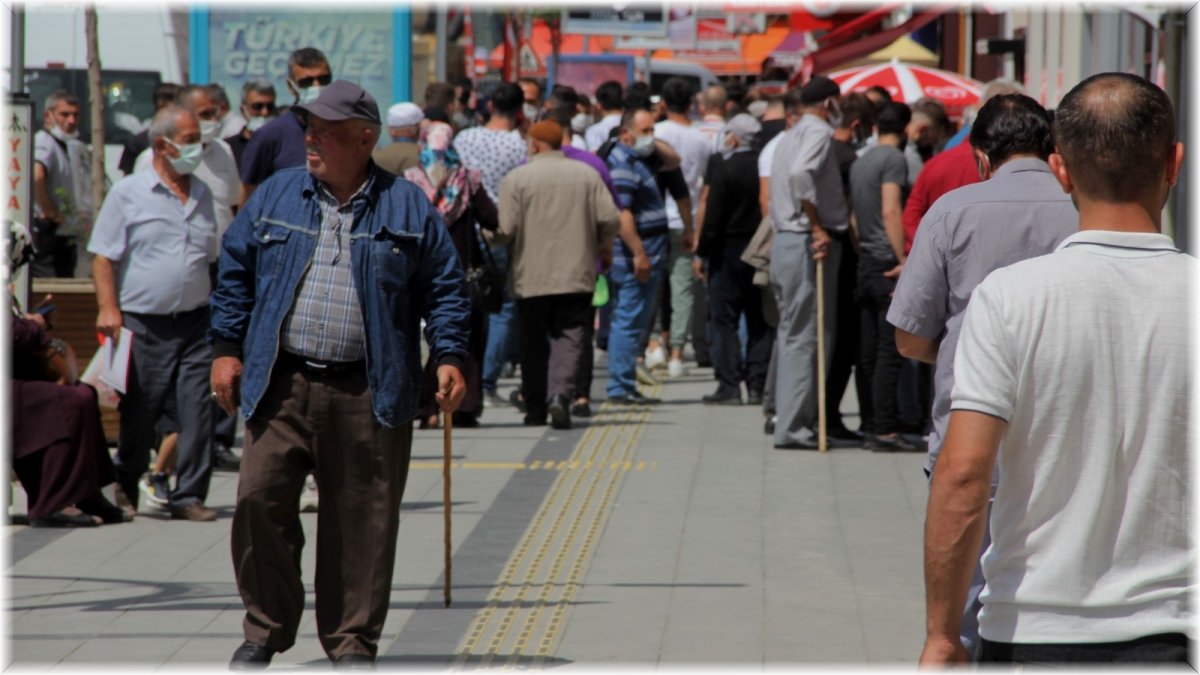 İşsiz sayısı ikinci çeyrekte azaldı
