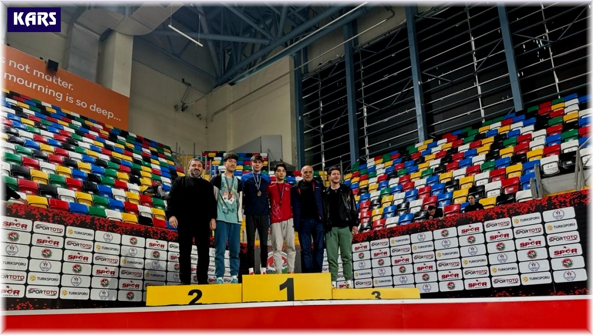 İstanbul'da Kars rüzgarı esti