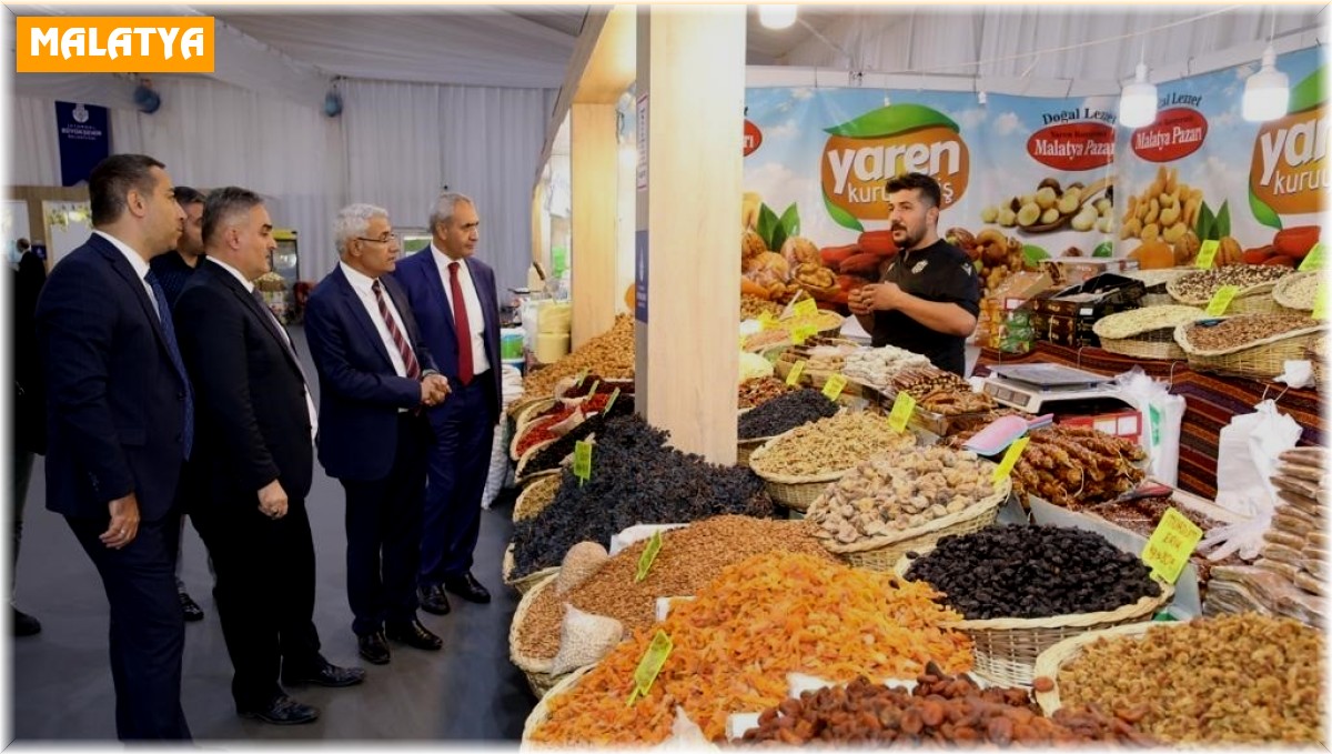 İstanbul'da yaşayan Malatyalılarla bir araya geldi