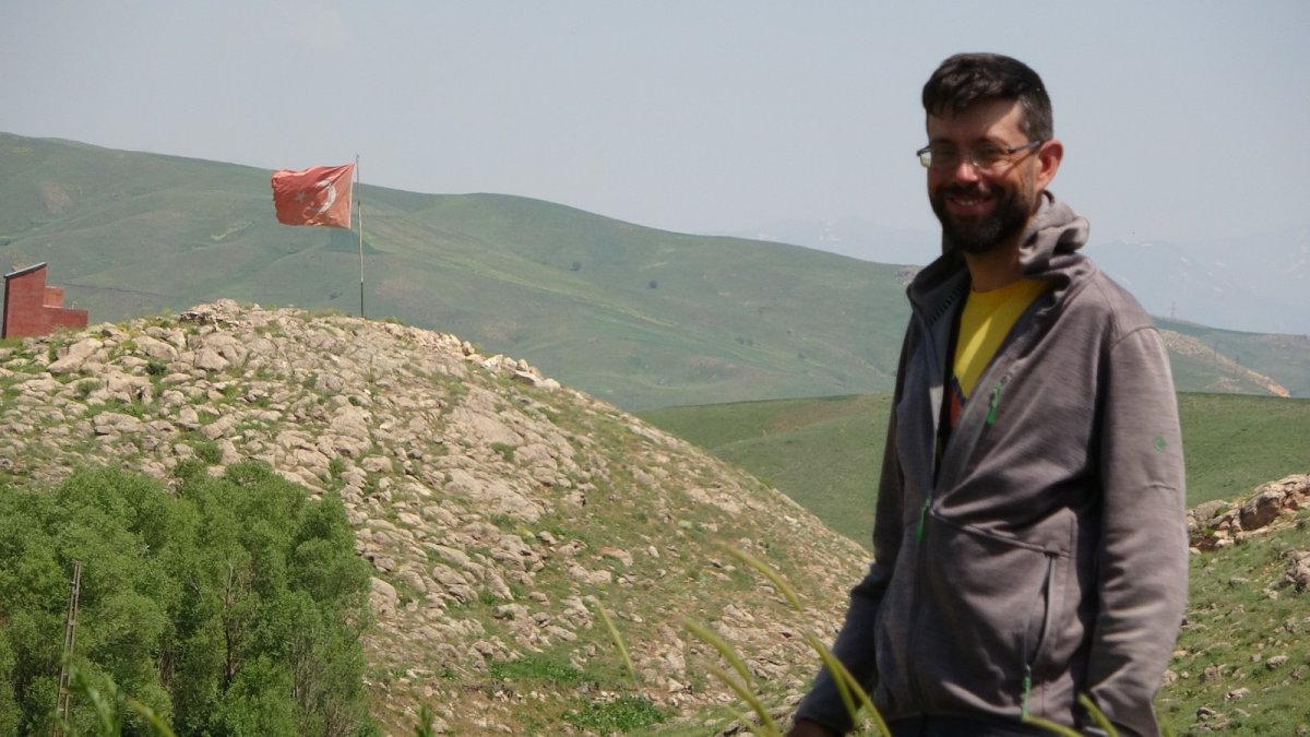 İsviçreli turist Yüksekova dağlarına hayran kaldı