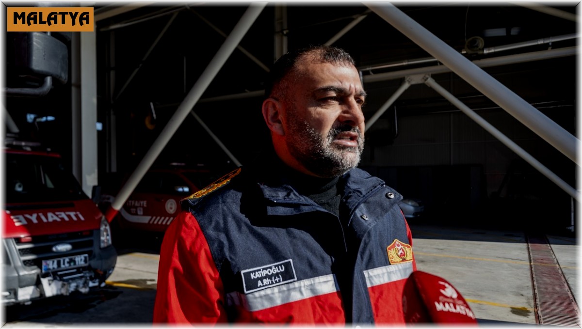 İtfaiye ekipleri karla birlikte 114 ihbara müdahele etti