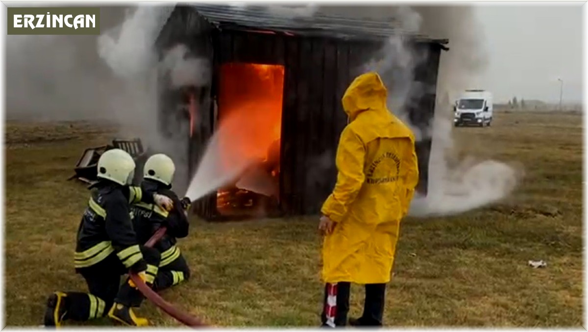 İtfaiye yangın tatbikatı öncesi prova yaptı