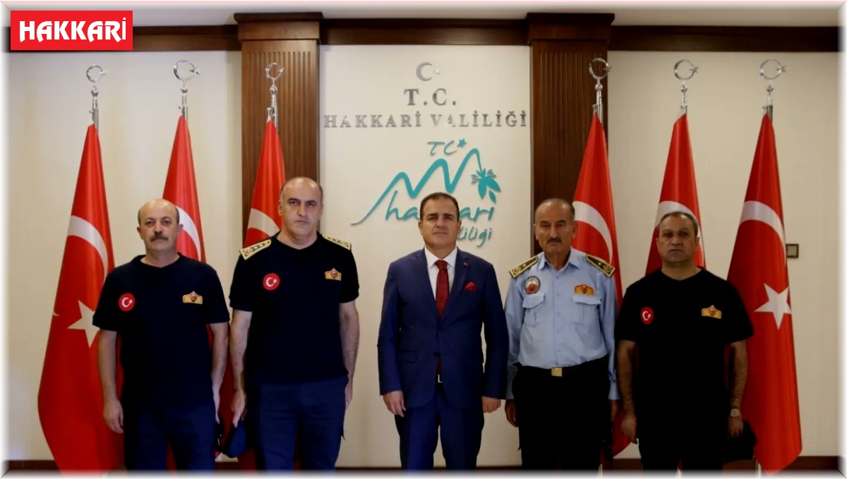 İtfaiyecilerden Vali Akbıyık'a ziyaret