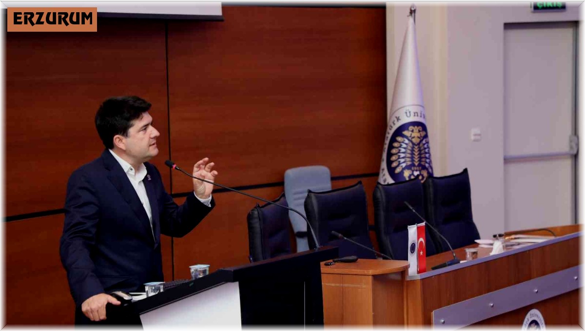 IUPAC Başkanı Javier Garcia Martinez öğrencilerle buluştu