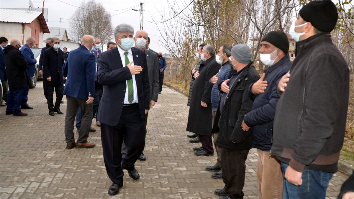 İYİ Parti heyetinden Muş İl Başkanı Aşık'ın ailesine taziye ziyareti
