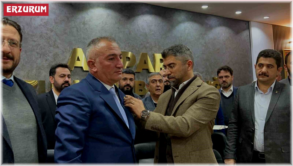 İYİ Parti önceki dönem il ve ilçe başkanları AK Parti'ye katıldı