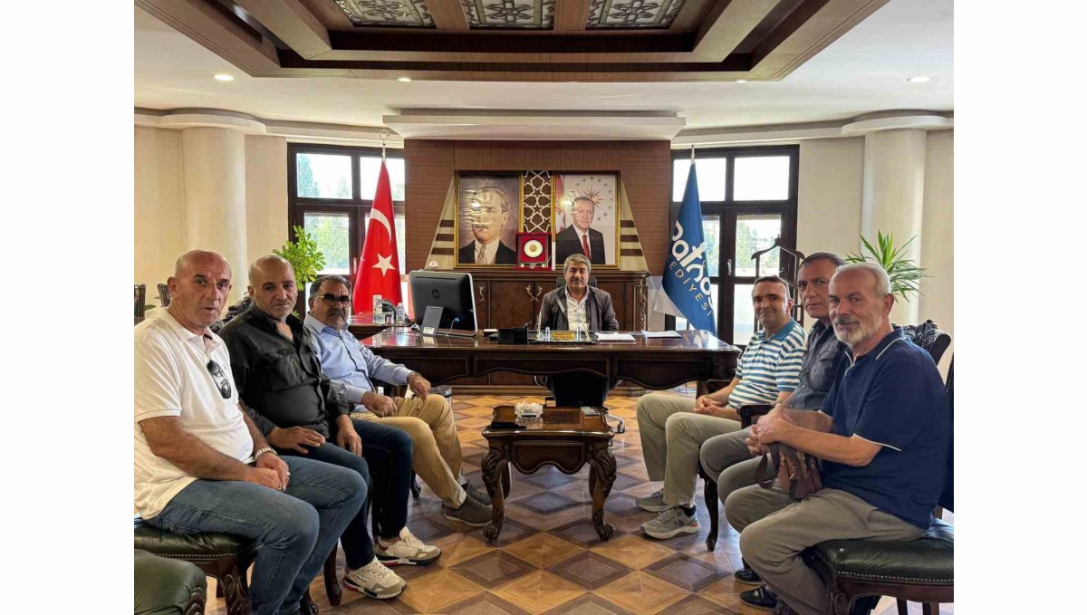 İzmir Patnoslular Derneği Yönetiminden Başkan Abdülhalik Taşkın'a Ziyaret
