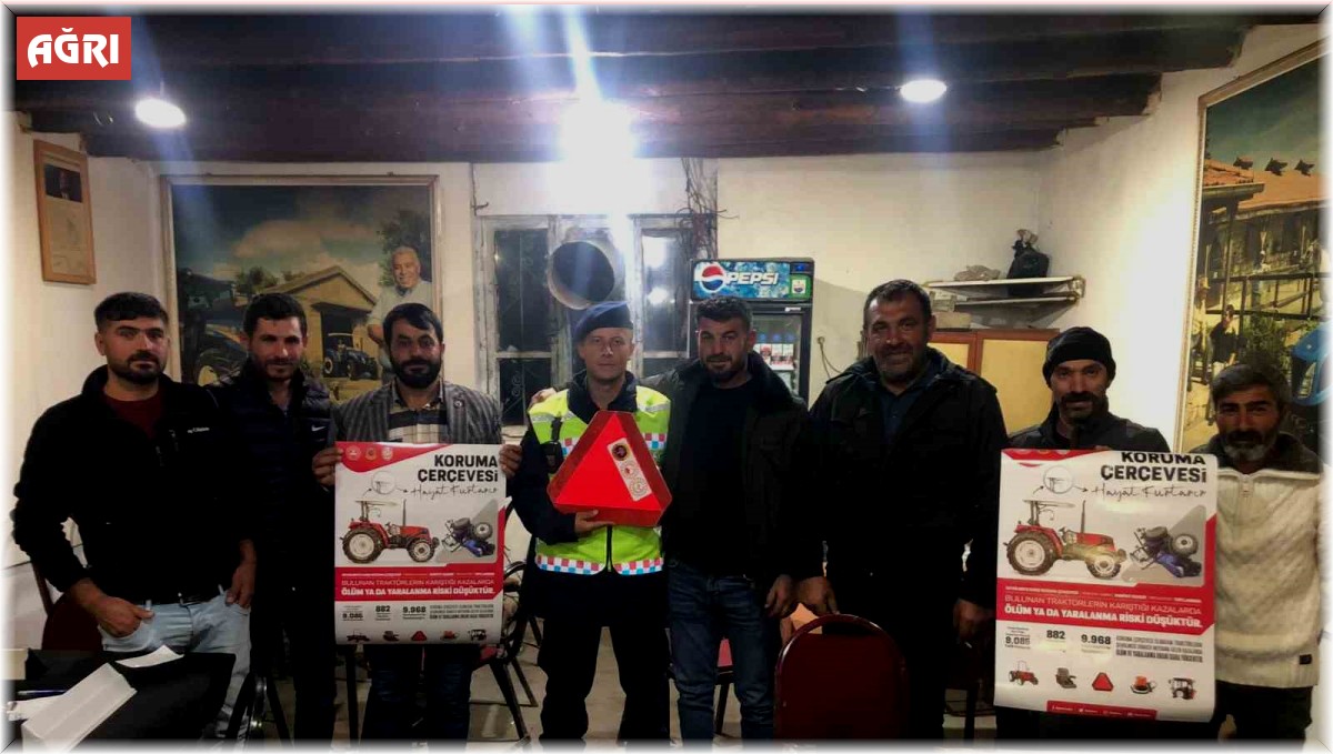 Jandarma, Ağrı'da çiftçilere yönelik trafik eğitim çalışmalarını arttırdı