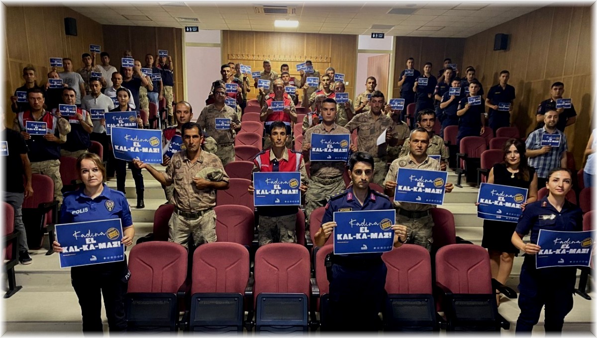 Jandarma'dan kadına yönelik şiddete karşı bilgilendirme