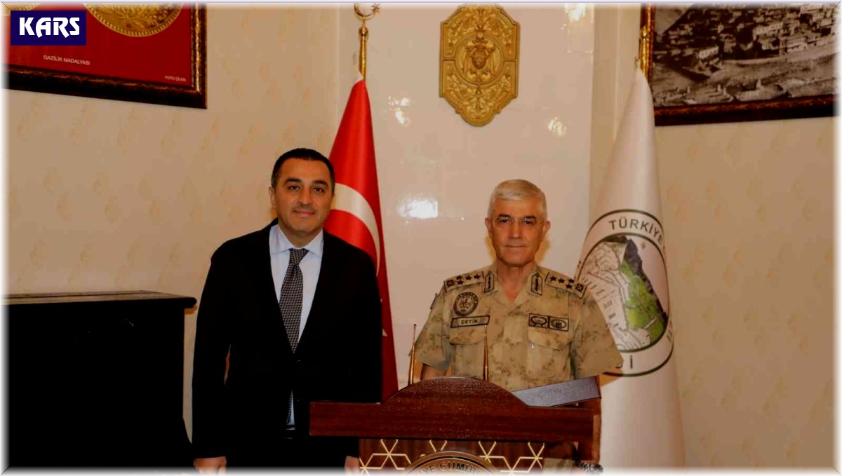 Jandarma Genel Komutanı Kars'ta ziyaretlerde bulundu