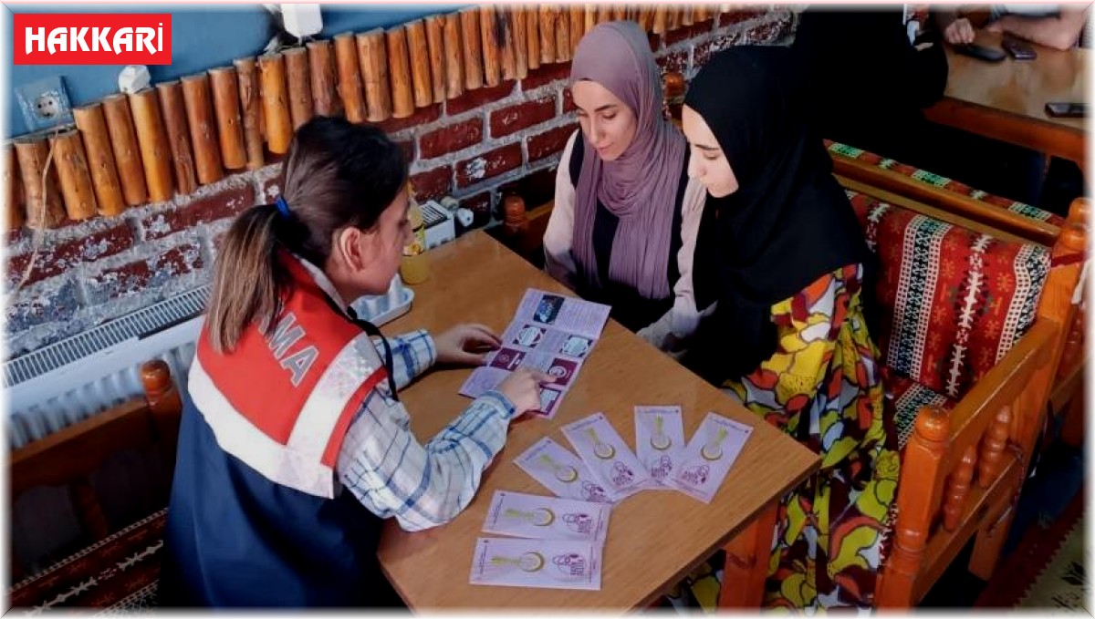 Jandarma, 'Kadın destek uygulaması' hakkında bilgilendirme yaptı