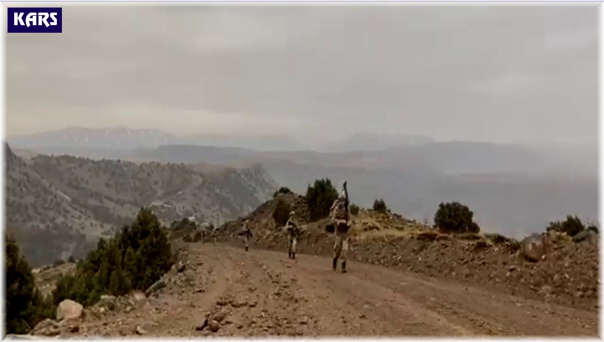 Jandarma komandolardan bahar operasyonu