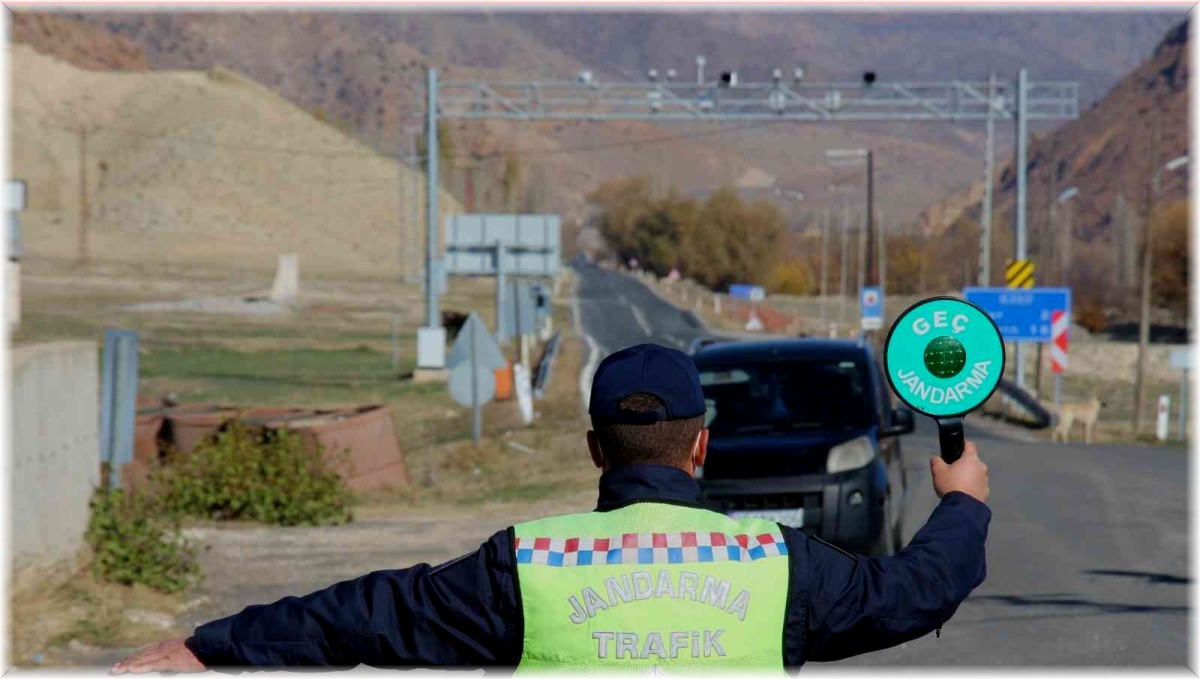 Jandarmadan emniyet kemeri uygulaması