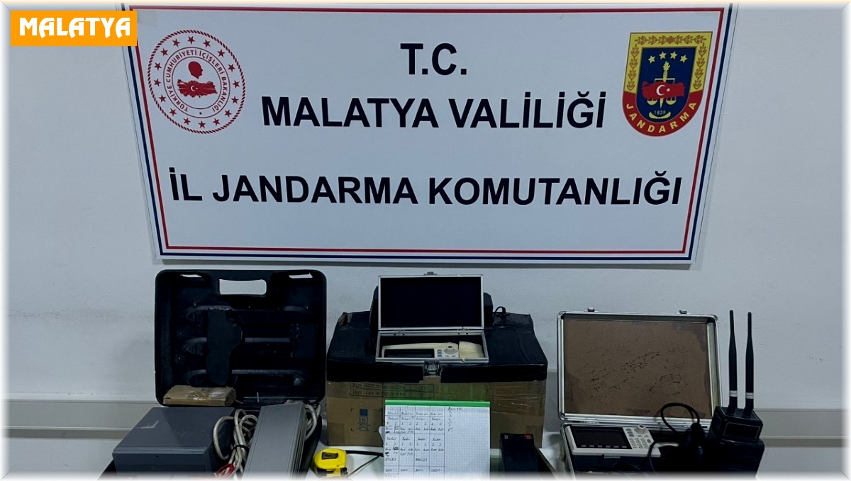 Jandarmadan kaçak kazıya suçüstü