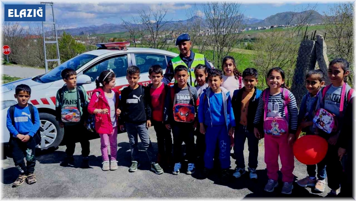 Jandarmadan öğrencilere trafik eğitimi