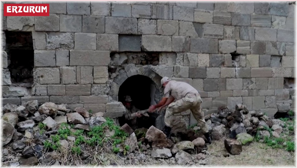 Jandarmadan tabya temizlik ve bakım operasyonu