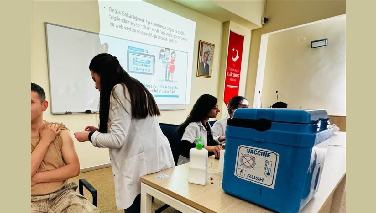 Jandarmaya "Aşı ve Bulaşıcı Hastalıklar" eğitimi