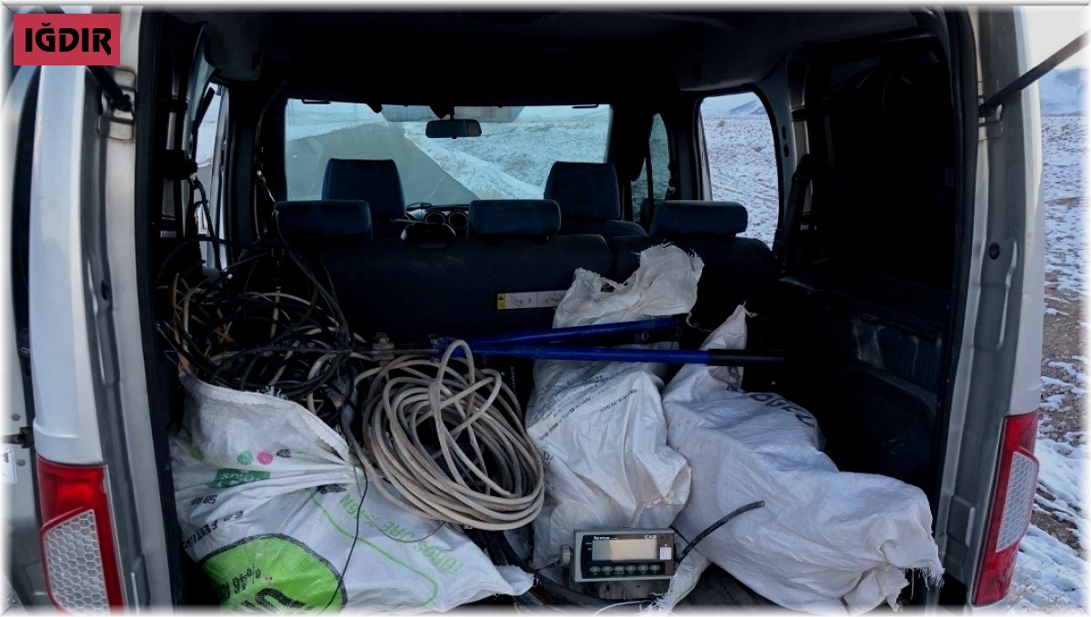 JASAT, kamu kurumundan hırsızlık yapan ve mala zarar veren şahısları suçüstü yakaladı