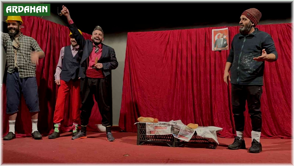 Kaan Efe için sahne aldılar