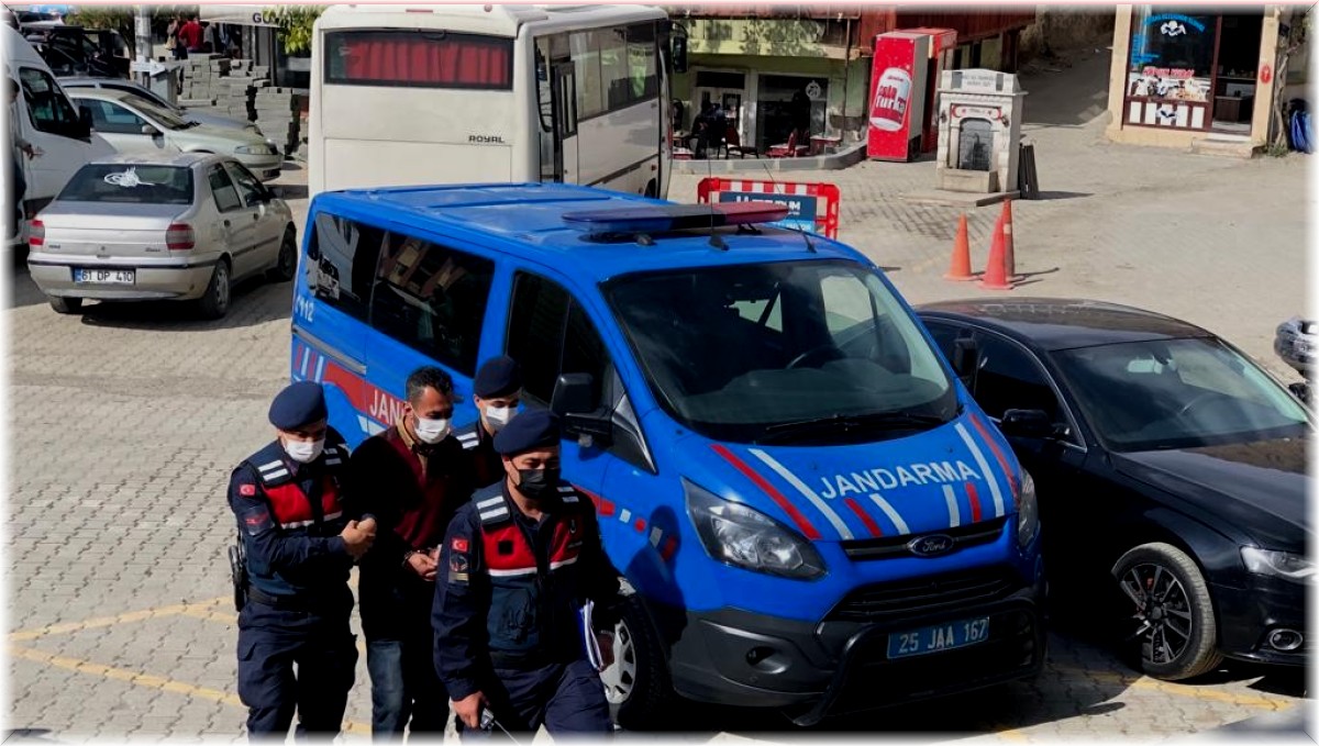 Kablo hırsızları Jandarmadan kaçamadı