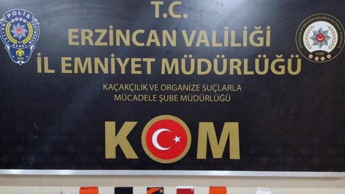Kaçak cep telefonu satışı yapan şahıs yakalandı
