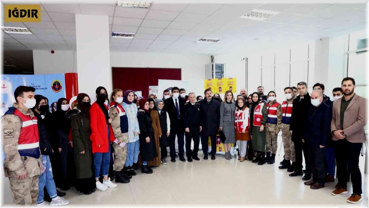 KADES uygulamasının kullanımını arttırmak ve tanıtımını sağlamak için stantlar açıldı