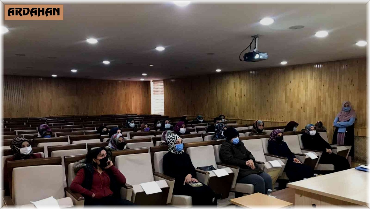 Kadın çiftçilere ev ekonomisi ve girişimcilik eğitimi verildi