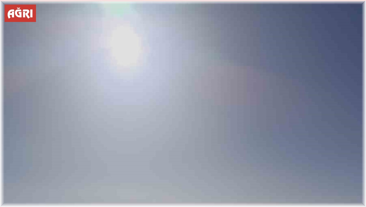 Kadın dağcılar Ağrı Dağı zirvesinde