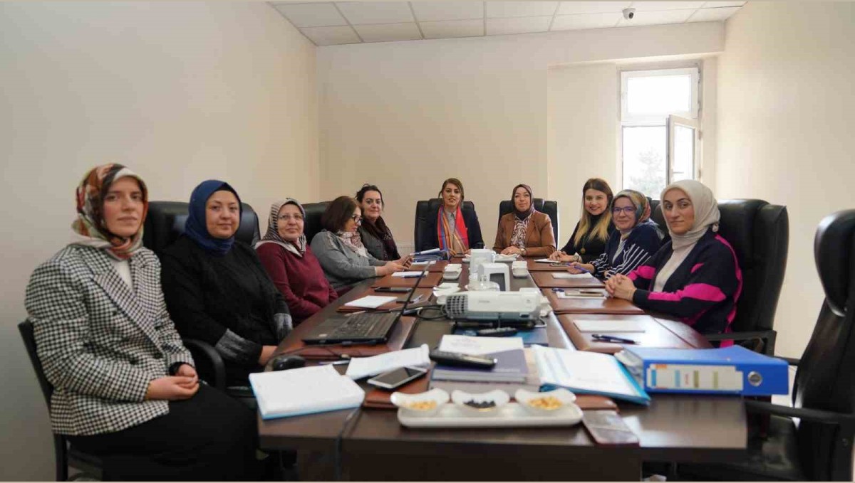 Kadın Girişimciler Kurulu yoğun gündemle toplandı