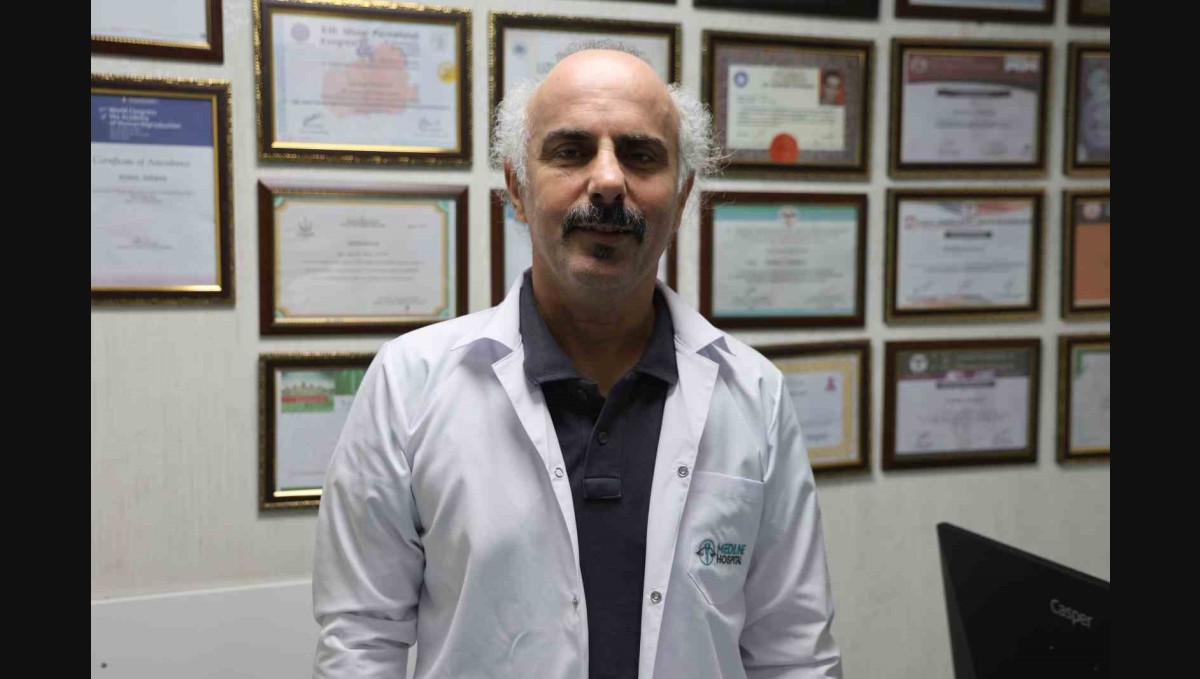 Kadın Hastalıkları ve Doğum Uzmanı Diribaş: "Yaz dönemlerinde gebelerin su tüketimini yaklaşık 2 kat arttırmalarını öneriyoruz"