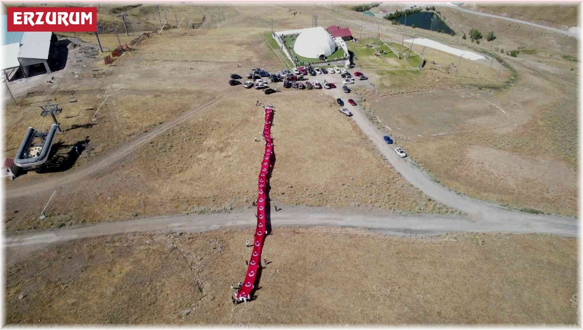 Kadın offroadçılardan 30 Ağustos konvoyu