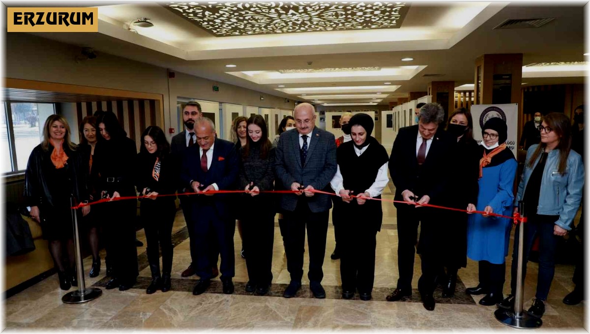 Kadın şiddetine yönelik farkındalık sergisi, Atatürk Üniversitesinde açıldı