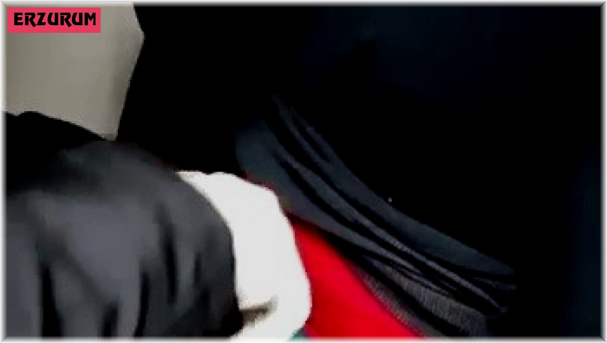 Kadın yolcunun beline sarılmış vaziyette 3 kilogram eroin ele geçirildi