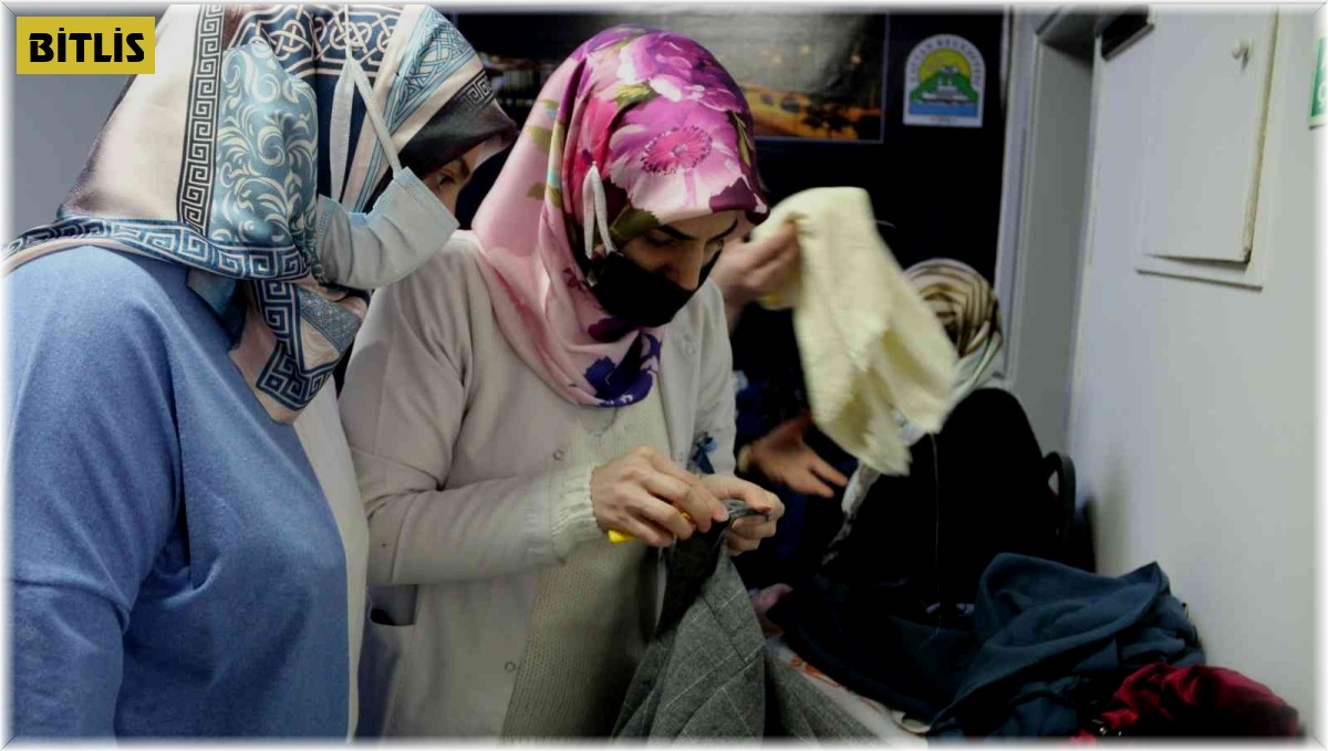 Kadınlar kendi kıyafetlerini tasarlıyor