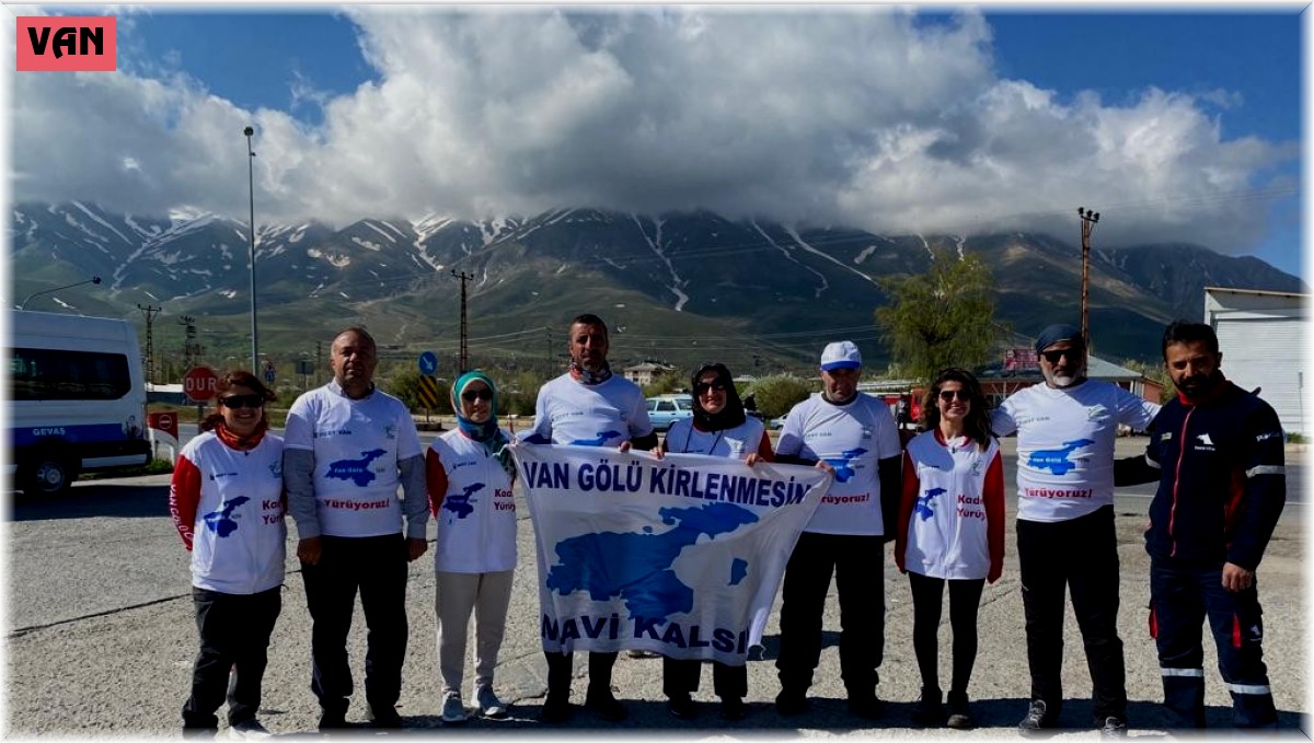 Kadınlar Van Gölü için yürüyor