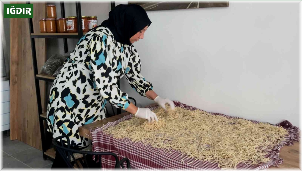 Kadınlar yazın üretip sonbahar ve kış aylarında satıyorlar